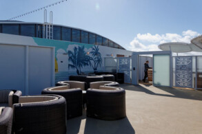 Vibe Beach Club