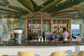 Bar 820