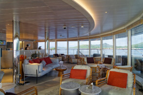 Panoramic Lounge