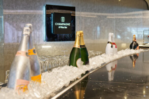 Champagne Bar, Atrium
