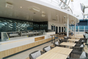 Pool Bar und Grill