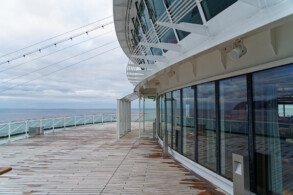 Aussendeck vorn dem Belvedere, Deck 9