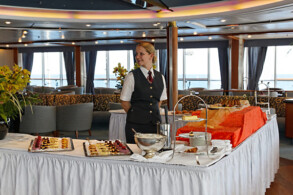 Nachmittagskaffee im Club Belvedere