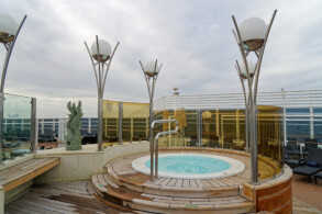 Pool, Sonnendeck