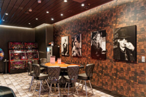 Casino & Raucher-Lounge