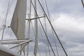 unter Segeln
