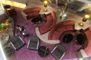 Top Sail Lounge, Yacht Club