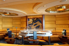 Top Sail Lounge