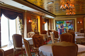 Le Bistro