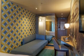 9092 - TP - Terrace by the Sea