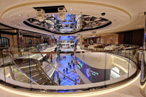 World Galleria