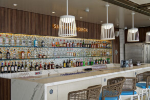 Suite Sundeck