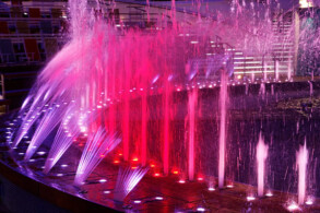 Wassershow im Aqua Theater