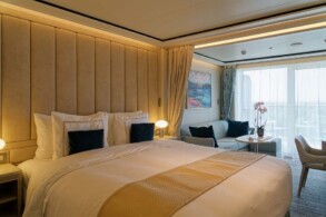 Deluxe Veranda Suite 8018