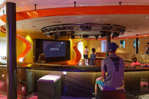 Vibe Teen's Club