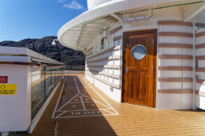 Sonnendeck mittschiffs