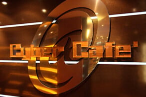 Cyber Cafe - Internet
