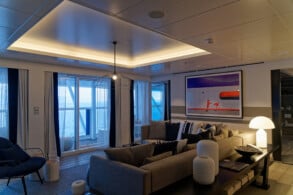Penthouse Suite, 12110