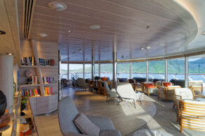 Panoramic Lounge