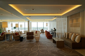 Retreat Lounge