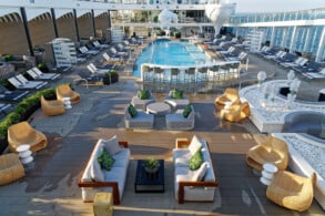 Pooldeck