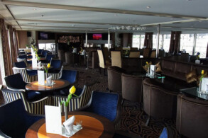 Panorama Salon & Bar