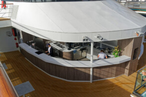 Poolbar
