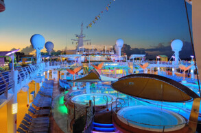 Pooldeck