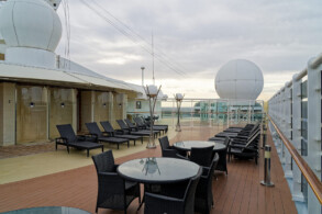 Pool, Sonnendeck