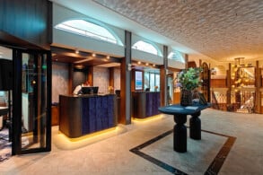 Atrium, Rezeption