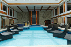 Haven Courtyard und Pool