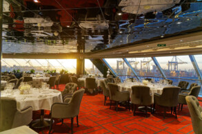 Yacht Club Restaurant