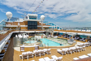 Pooldeck