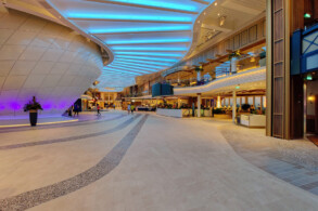 Royal Promenade