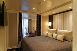 Deluxe Veranda Suite 670