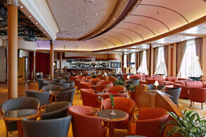Clipper Lounge