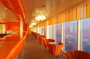Aperol Spritz Bar, Deck 17