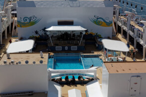 Pooldeck