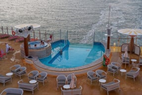 Pools, Aussendecks