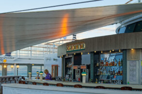 Ocean Drive Poolbar