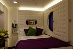 T1 Studio 11513