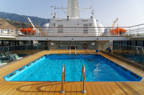 Pooldeck