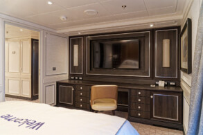 Master Suite 966