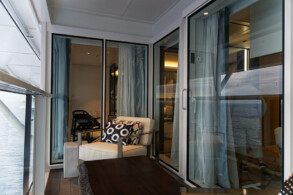 Royal Suite, 12103