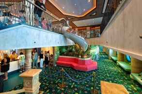 Disneys Oceaneer Club