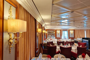 Discoveries Restaurant