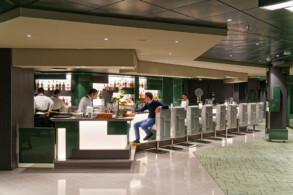 Edge Cocktail Bar