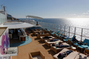 Vibe Beach Club