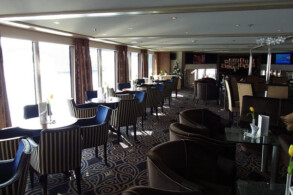 Panorama Salon & Bar