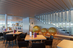 X-Lounge